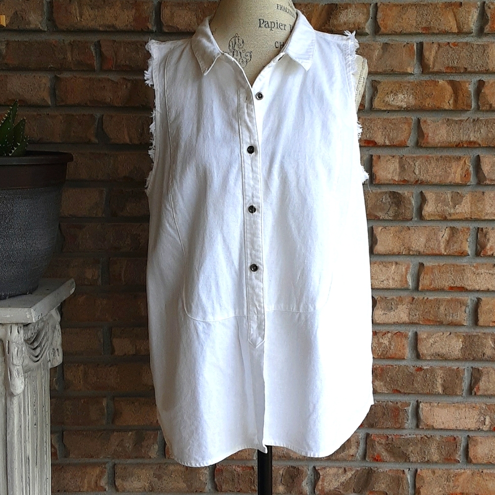Free People linen/cotton snap front shirt size med